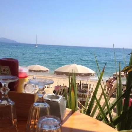 2 Pieces, Climatise, 100m Plage, Parking, - Fr-1-251-218 *